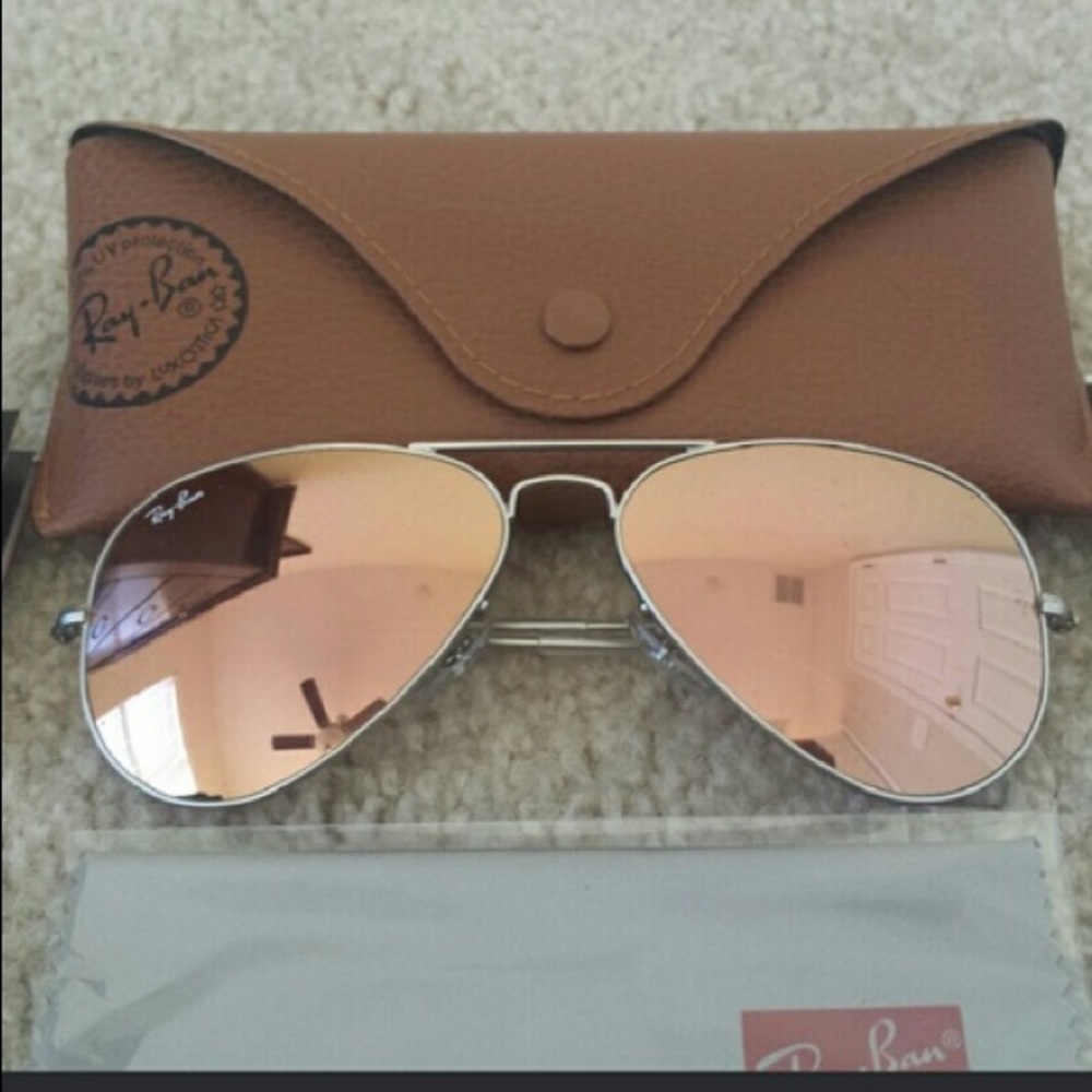 Large Rayban Aviators matte silver rose